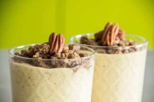 Womens-Health-Month-Apple-Crumble-Smoothie