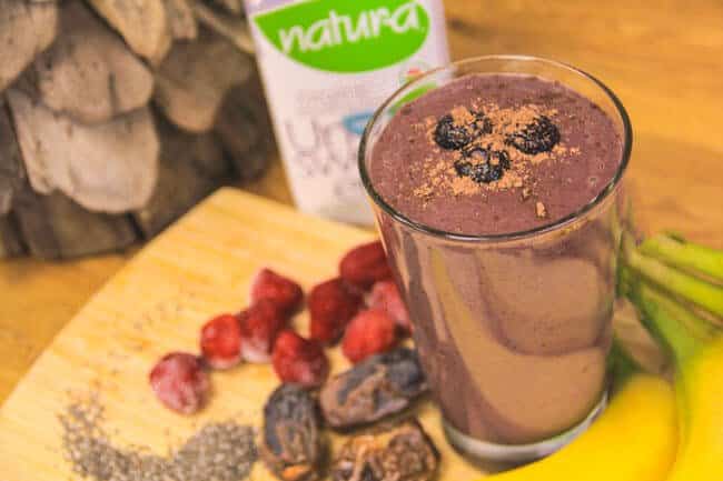 Featured Recipe: Heart Healthy Cacao-Berry Blast (Dairy Free, Vegan)